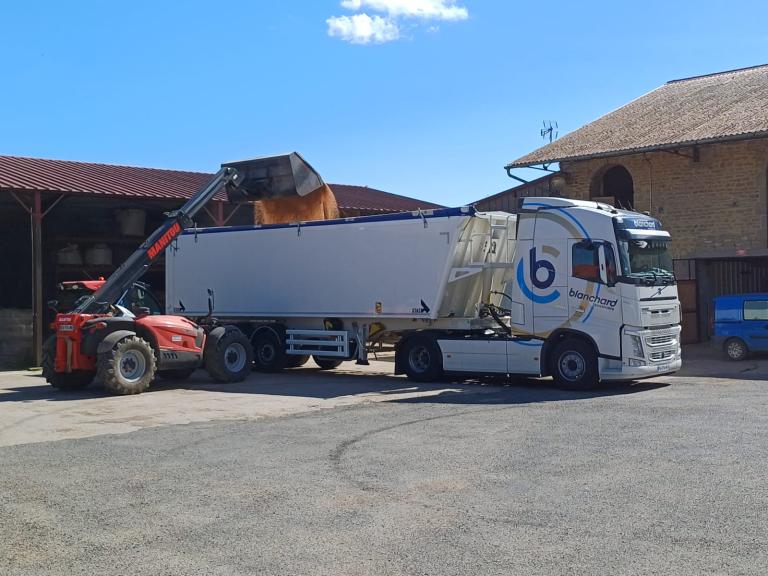 Transport en benne vrac avec Blanchard Transport, matériaux et conseils pratiques